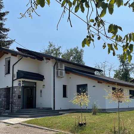Pampas Apartments Mreznica Дуга-Реса Экстерьер фото